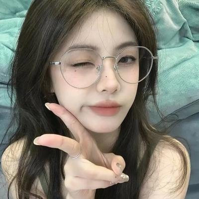 倒挂的爱丽丝 在线观看
